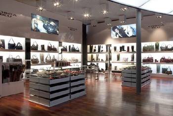 [title] - Tosca Blu ist weiter auf Erfolgskurs und eröffnet zwei neue Shops in Mailands Flughäfen